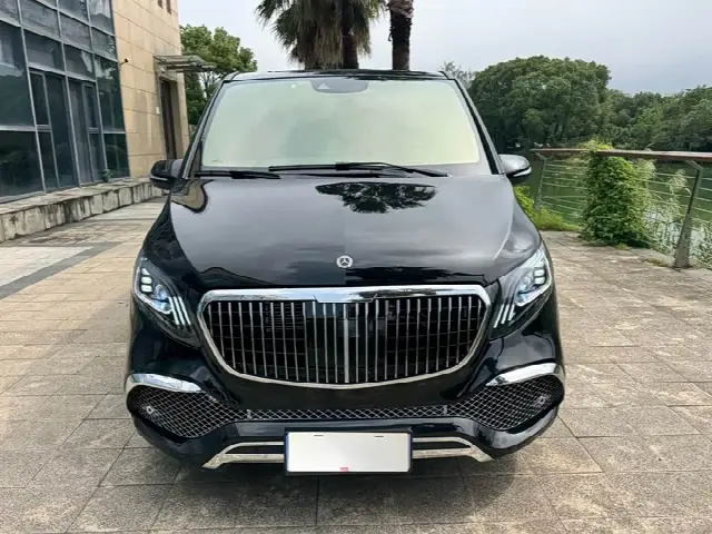 Mercedes-Benz V-Class 2022, 28 000 км
