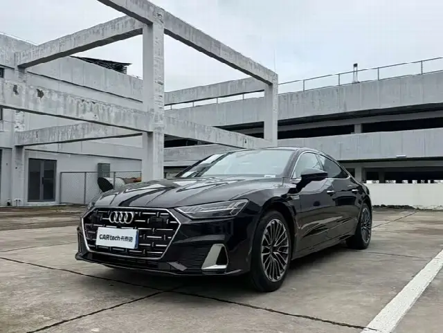 Audi A7L 2025, новый