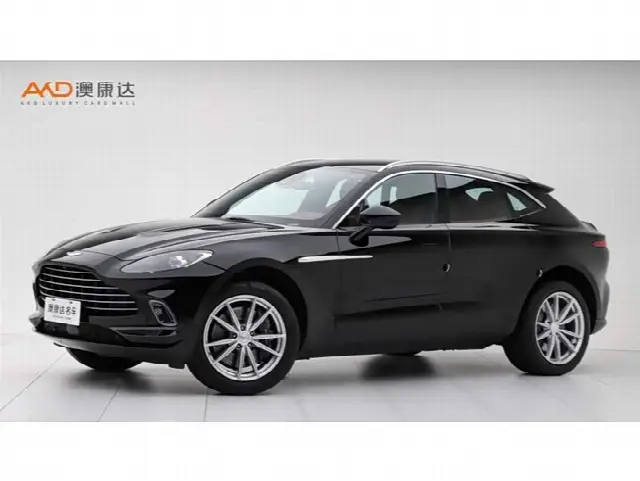 Aston Martin DBX 2022, 45 000 км