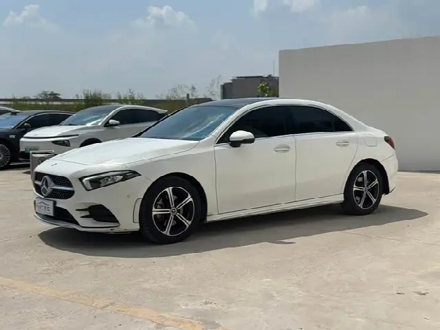 Mercedes-Benz A-Class 2023, 50 000 км