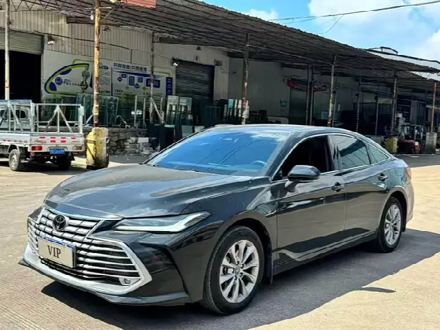 Toyota Avalon 2024, 6 000 км