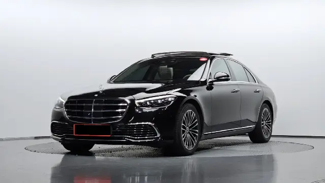 Mercedes-Benz S-Class 2021, 124 267 км