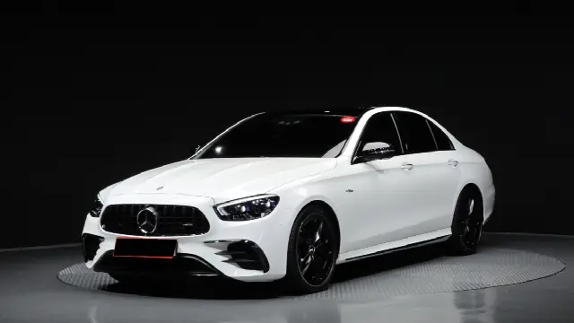 Mercedes-Benz E-Class 2016, 30 521 км