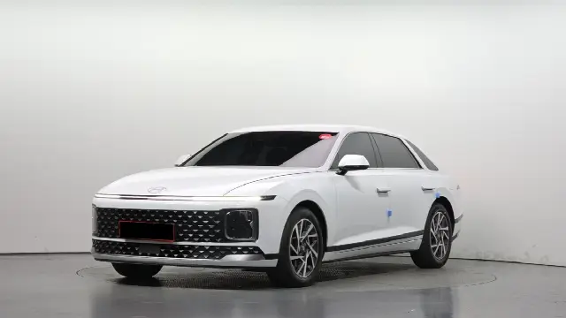 Hyundai Grandeur 2022, 3 026 км