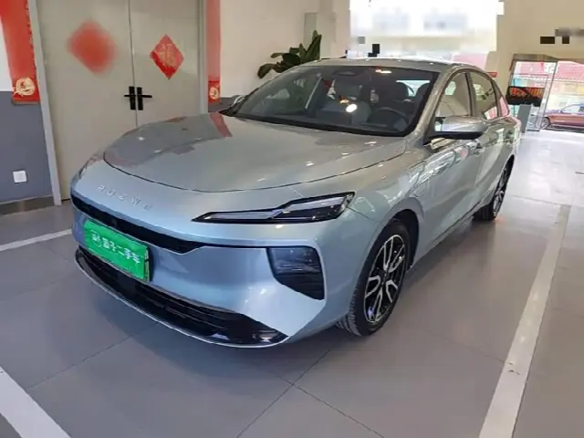 Roewe D6 2025, 17 700 км