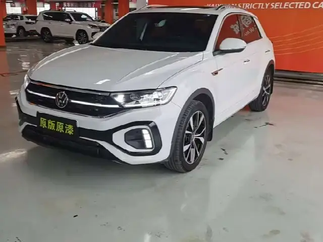 Volkswagen T-Roc 2023, 42 000 км