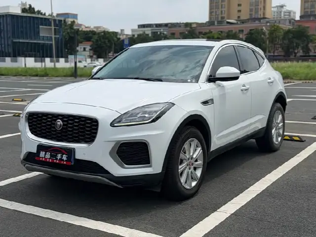 Jaguar E-Pace 2024, 50 000 км