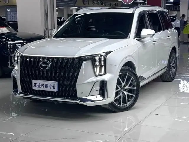 GAC Trumpchi GS8 2022, 14 600 км