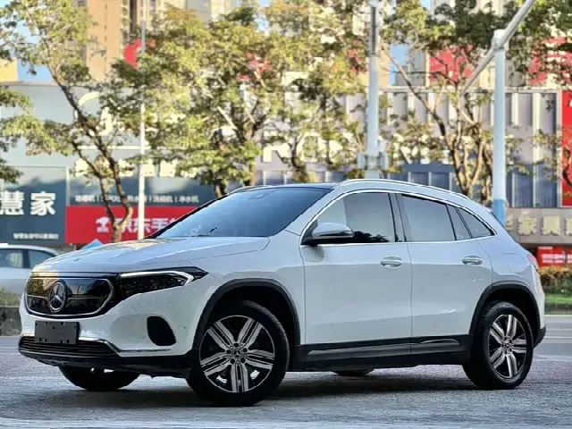 Mercedes-Benz EQA 2023, 51 000 км