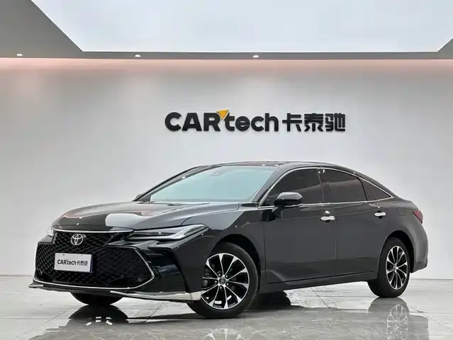 Toyota Avalon 2023, 31 000 км