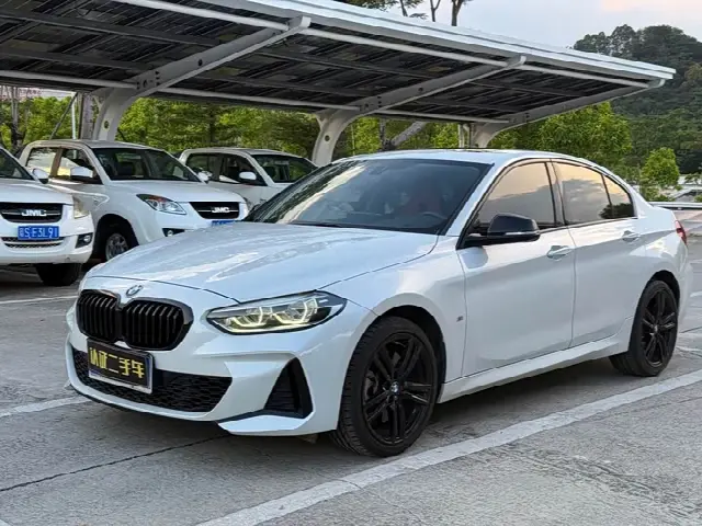 BMW 1 Series 2023, 30 000 км