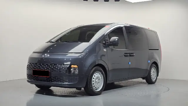 Hyundai Staria 2021, 51 052 км