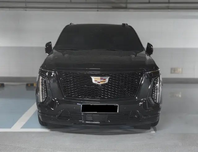 Cadillac Escalade 2021, новый