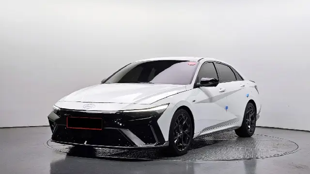 Hyundai Avante 2023, 7 373 км