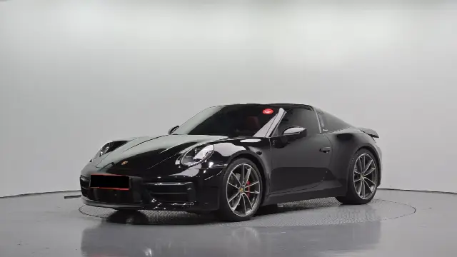 Porsche 911 2019, 8 093 км