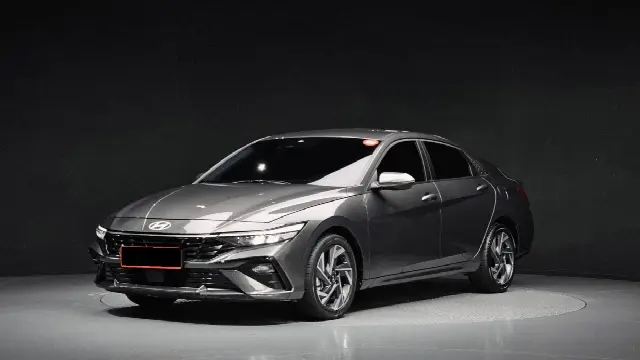Hyundai Avante 2023, 33 100 км