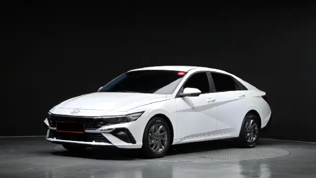 Hyundai Avante 2023, 20 818 км
