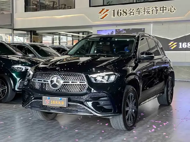 Mercedes-Benz GLE-Class 2024, 30 000 км