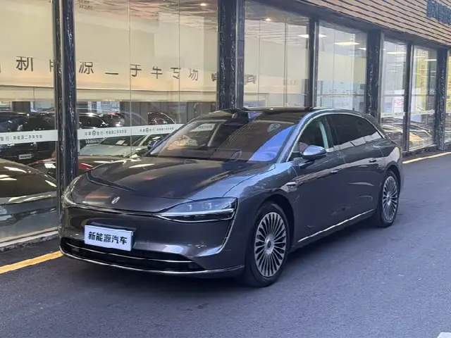 Stelato S9T 2025, 9 000 км