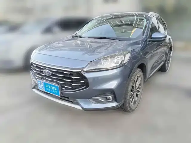 Ford Escape 2020, 27 560 км