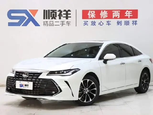 Toyota Avalon 2022, 64 000 км