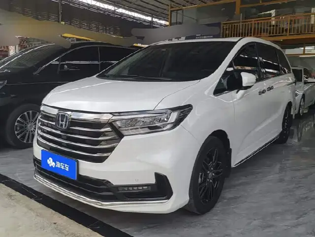 Honda Odyssey 2022, 43 700 км