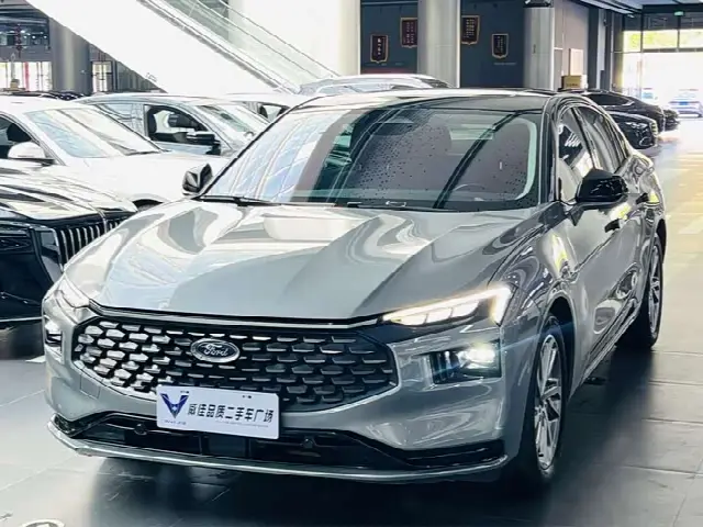 Ford Mondeo 2022, 25 000 км