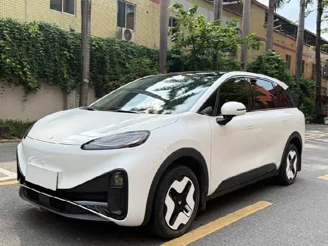 BAIC Arcfox Kaola S 2024, 50 000 км