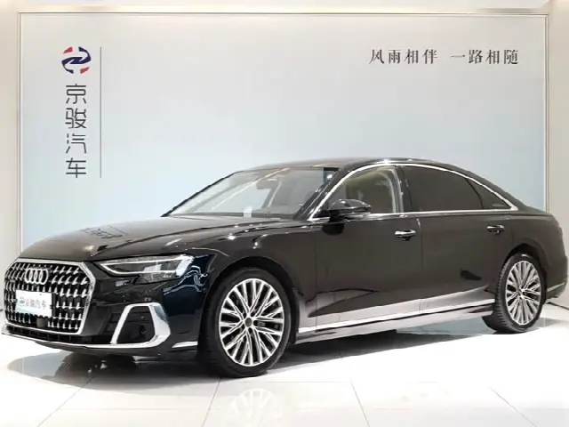 Audi A8 2023, 100 000 км
