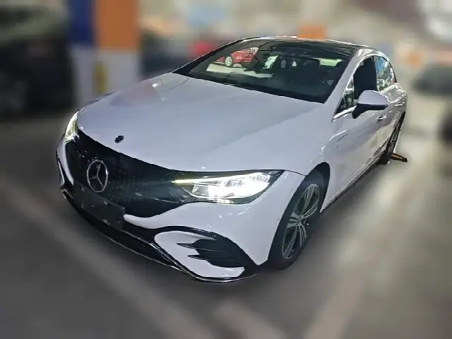 Mercedes-Benz EQE 2022, 82 900 км