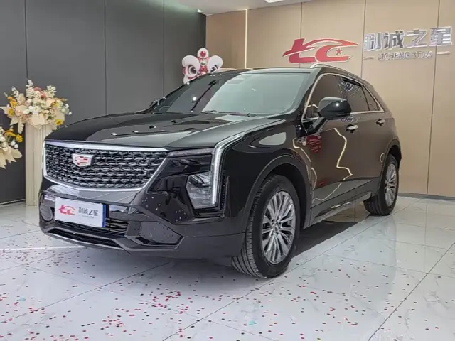 Cadillac XT4 2024, новый
