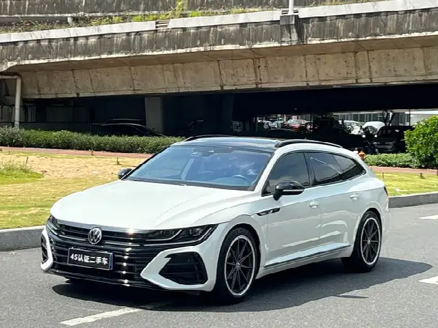 Volkswagen CC 2023, 40 000 км