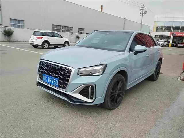Audi Q2L 2023, 47 000 км