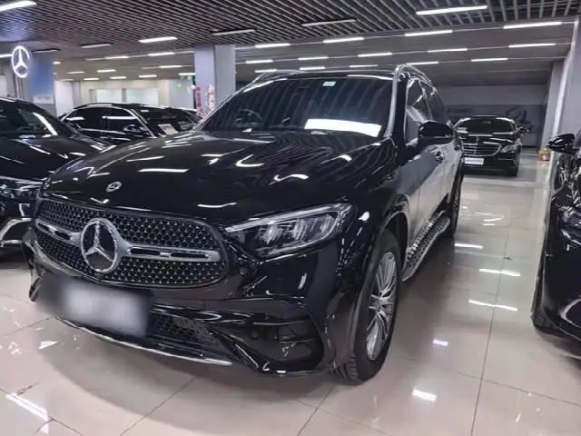 Mercedes-Benz GLC-Class 2024, 21 800 км
