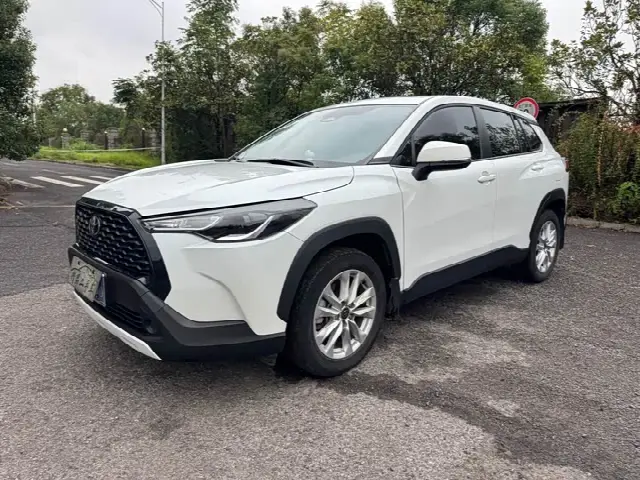 Toyota Corolla Cross 2024, 60 000 км