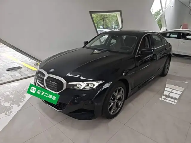 BMW i3 2025, новый