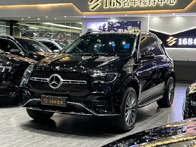 Mercedes-Benz GLE-Class 2024, 20 000 км