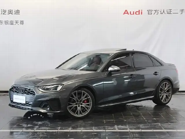 Audi S4 2024, 15 000 км