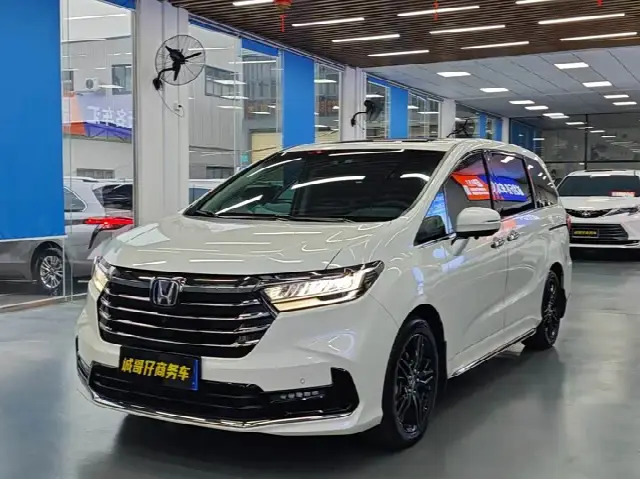 Honda Odyssey 2022, 60 000 км