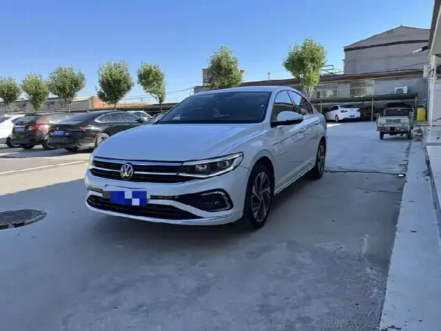 Volkswagen Bora 2023, 16 000 км