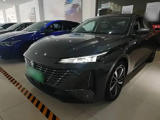 Changan Eado EV 2025, 8 300 км