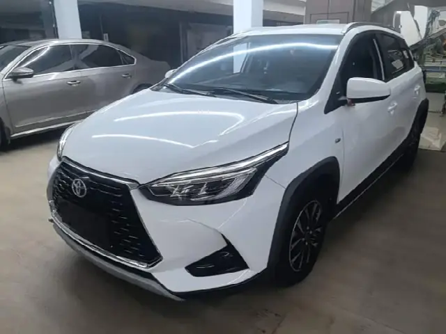 Toyota Yaris L Hatchback 2022, 37 100 км