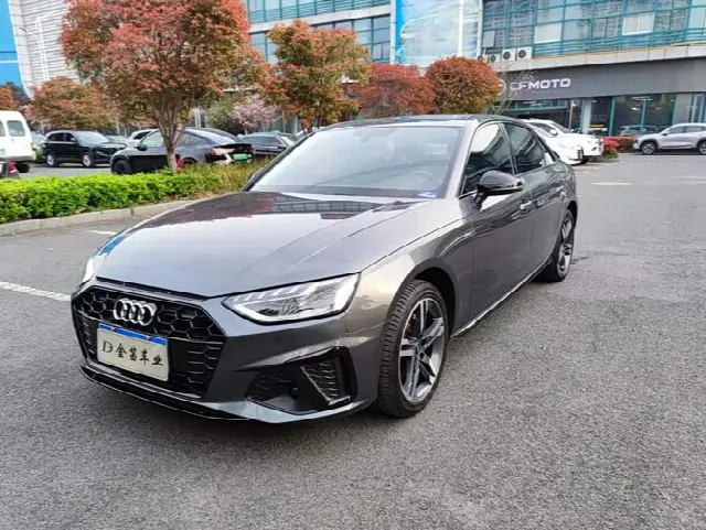 Audi A4L 2022, 51 900 км