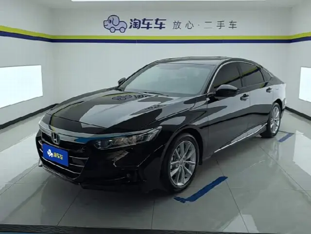 Honda Accord 2022, 24 700 км