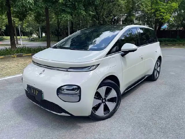 Baojun Yunduo 2023, 25 000 км