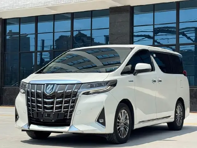 Toyota Alphard 2021, 43 000 км