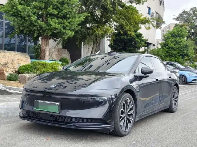 Zeekr 007 2024, 30 000 км