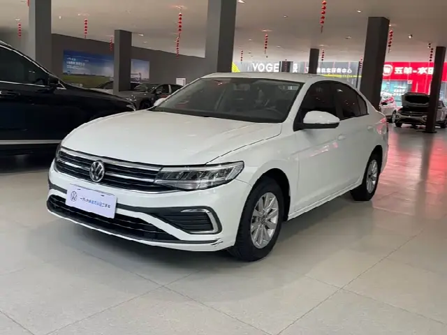 Volkswagen Bora 2023, 67 900 км