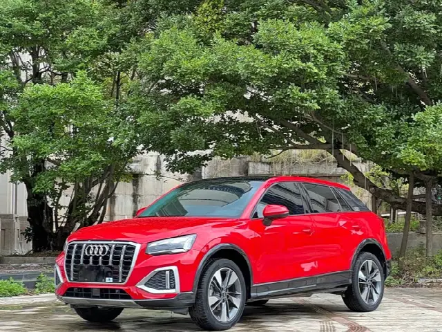 Audi Q2L 2022, 27 000 км