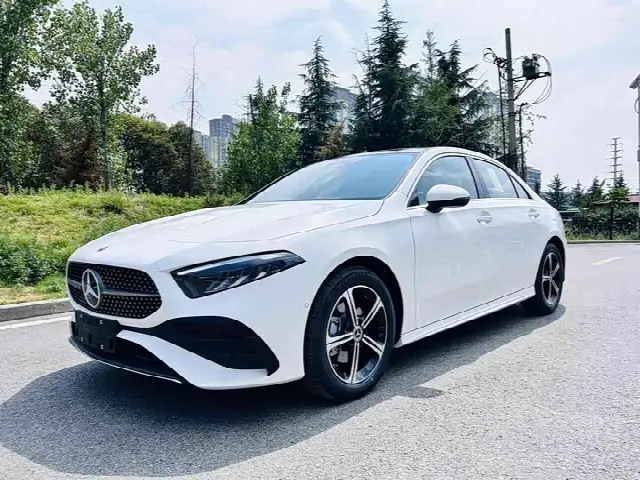 Mercedes-Benz A-Class 2024, 25 000 км